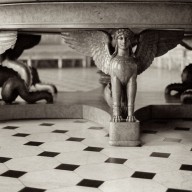Versailles Table